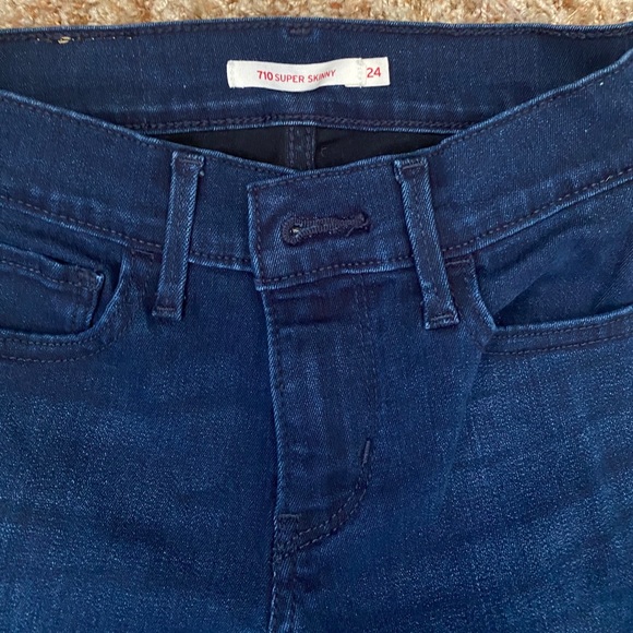 NWOT Levi Skinny Jeans - Picture 4 of 4